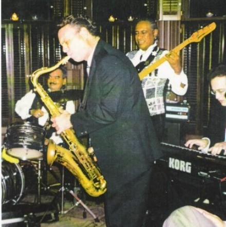 How to Play the Sax